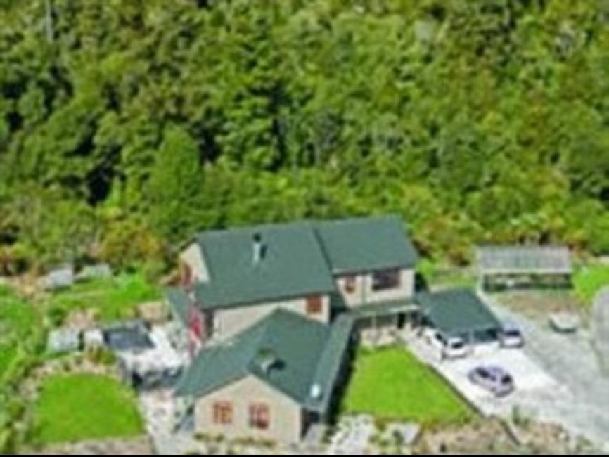 Mahitahi Lodge Брюс-Бей Екстер'єр фото
